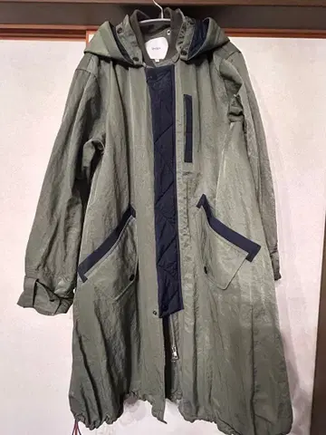 UN3D. 후드 부착 모즈 코트 36 사이즈