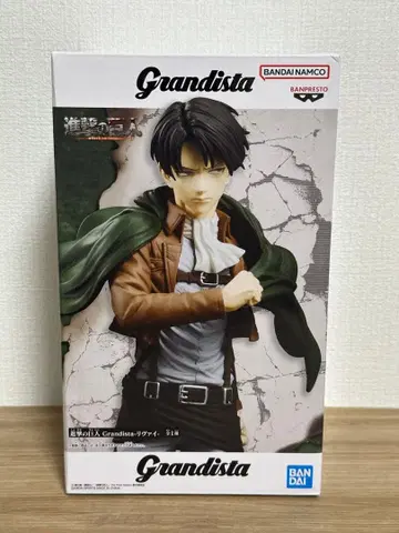 Grandista 리바이 피규어 ( 미개봉 )