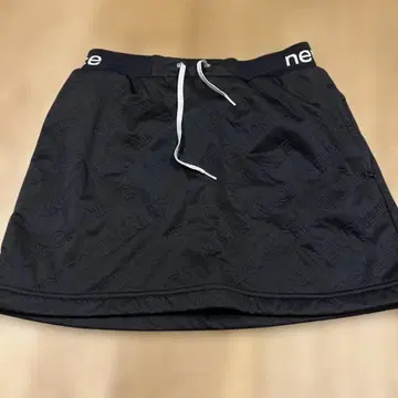 new balance 블랙 스커트 사이즈 1