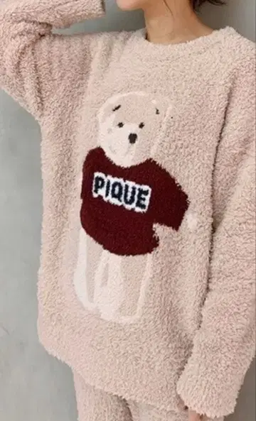 미사용 새상품 젤라또피케 풀오버 곰 베어 베이지 룸웨어