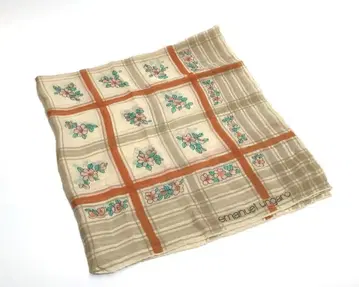 엠마누엘 웅가로 Emanuel Ungaro 스카프 꽃무늬 베이지 계열