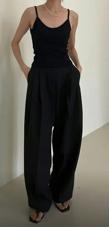 [ Didot. ] 투 턱 와이드 슬랙스 S 사이즈