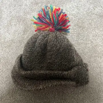 브라운 니트 모자 폼폼 포함