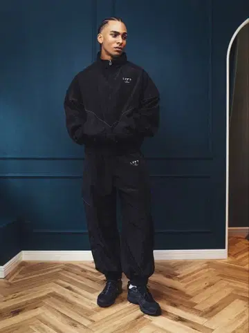 리프트 LYFT 나일론 셋업 L 사이즈