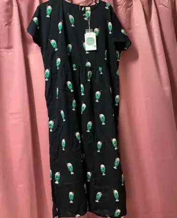 새상품 크림 소다 원피스