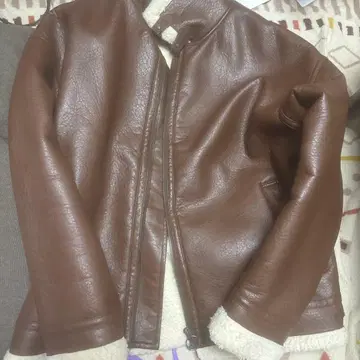 브라운 가죽 보아 무스탕 코트