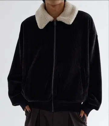 EPNK 리버서블 크롭 보아 칼라 블루종