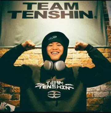 나스카와 텐신 후드티 TEAM TENSHIN