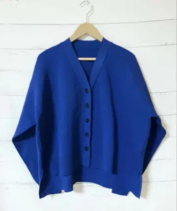 센소유니코 LrdR New Normal 스펀지 니트 가디건 파랑