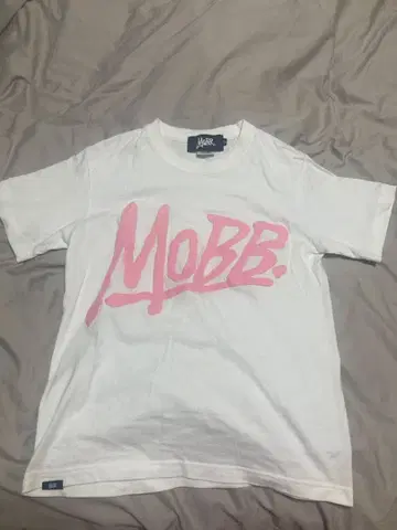 MOBB 로고 프린트 T셔츠 화이트