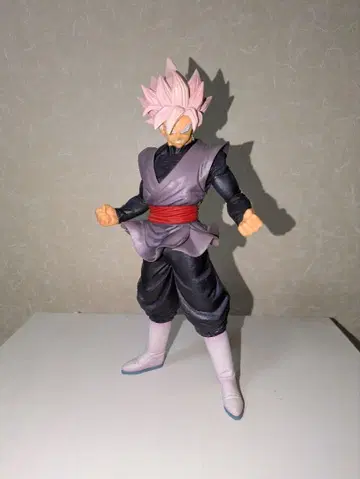 드래곤볼 제일복권 E상 오공 블랙 초사이어인 로제 피규어