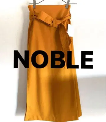 노블 울 타이트 스커트