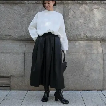 HEVE Tuck Flare Leather SK black 38