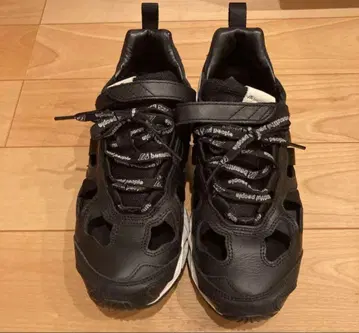 뷰티풀피플 x 미즈노 스니커즈