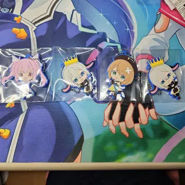 아오기리 고등학교 캡슐 러버 마스코트