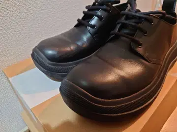 ZARA 니콜슨 가죽 신발