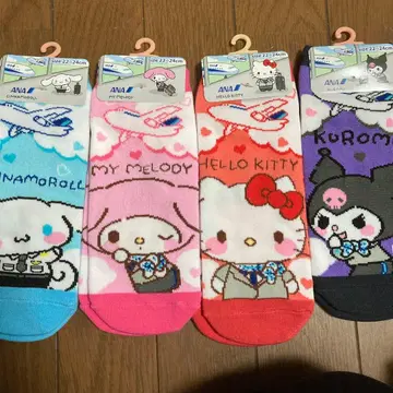 ANA 캐릭터 삭스 4족 세트 22-24cm