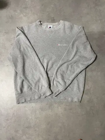 Champion 그레이 스웨트 셔츠 M 사이즈