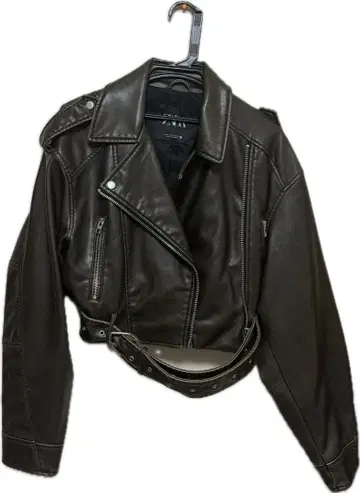 ZARA 크롭 라이더 재킷