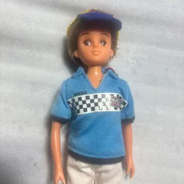 리카짱의 친구 이사무군 제2대 이사무군입니다