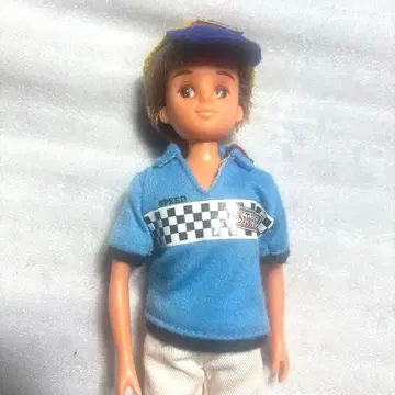 리카짱의 친구 이사무군 제2대 이사무군입니다