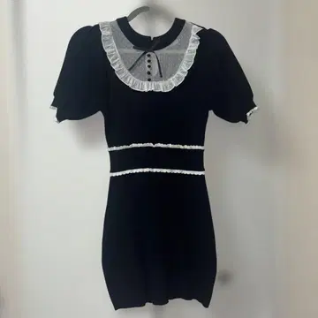 pium 튤 프릴 도리 니트 퍼프 원피스