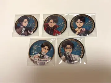 진격의 거인 카라테츠 캔뱃지 리바이