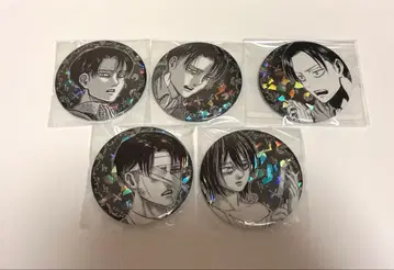 진격의 거인 아니쿠 캔뱃지 리바이