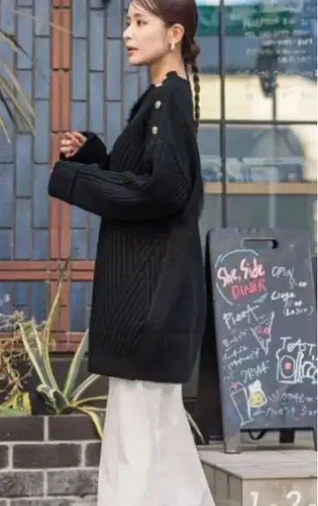 VICKY 단추 튜닉 니트 새상품 8910엔 비키