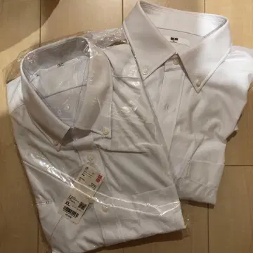 [새상품] 유니클로 와이셔츠 XL 2장 세트 화이트 버튼다운 셔츠