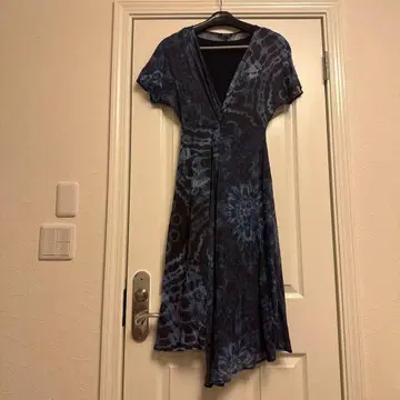 Desigual 데시구알 타이다이 패턴 반팔 비대칭 원피스 L