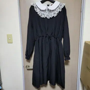 타베루노스키 카라 부착 원피스 블랙