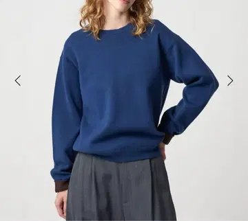 미사용 새상품 ROKU 크루넥 니트