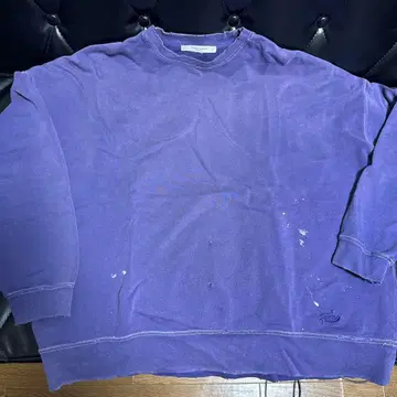 저널 스탠드 TRISECT 데미지 가공 맨투맨 퍼플네이비 사이즈 L