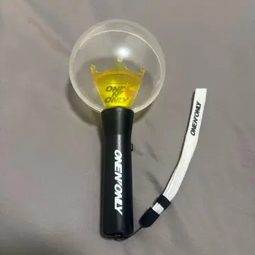 ONE'N'ONLY 응원봉 001