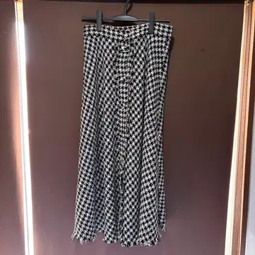 하운드투스 체크 플레어 롱 스커트 ZARA