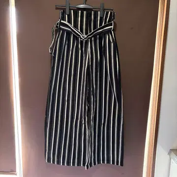 스트라이프 와이드 팬츠 어반 리서치