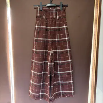 브라운 체크 무늬 와이드 팬츠 어반 리서치