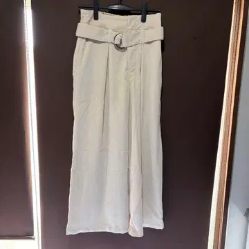 베이지 와이드 팬츠 벨트 포함