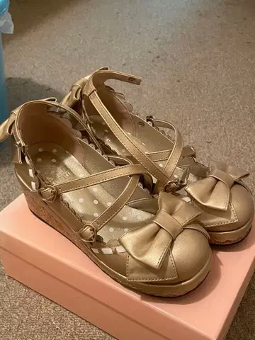 엔젤릭 프리티 펌프스 S 사이즈