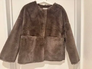 Day and Grade 브라운 무스탕 코트