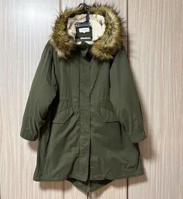 GLOBAL WORK 모즈 코트 2WAY 보아 라이너&퍼 입고 벗기 가능