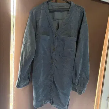 다크 블루 버튼업 긴팔 셔츠