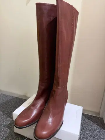 REGAL 브라운 가죽 중간 힐 롱 부츠