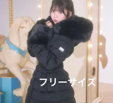 미셸 마카롱 케이블 무늬 벨트 다운 코트 블랙