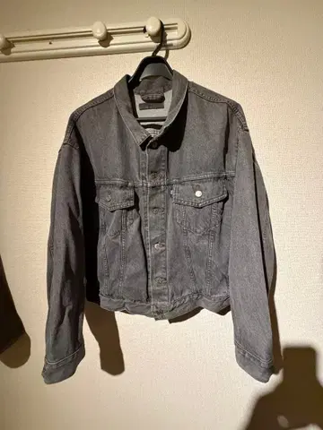 베이퍼라이즈 그레이 데님 자켓