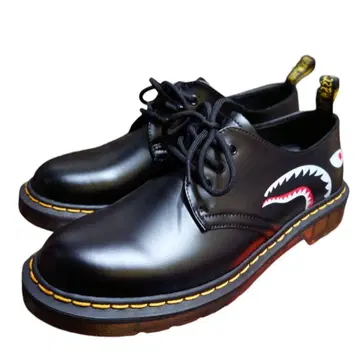 닥터마틴 스컬 부츠