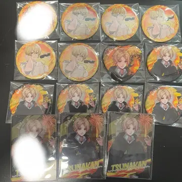 with a TRIPLE 츠나칸 사인 포함 캔뱃지 사인 아크릴 카드