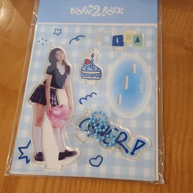 원가 QWER 2주년 팝업 아크릴 스탠드 거치대 키링 히나