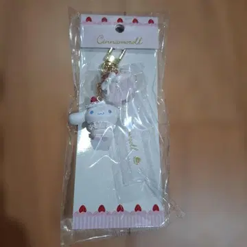 새상품*시나모롤 키링 딸기 휘핑 케이크 시리즈 산리오